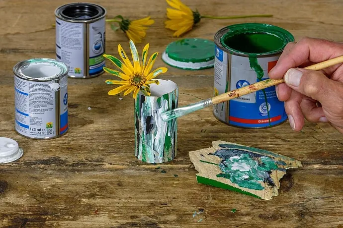 Чем отличается акриловая краска от алкидной: в чем разница, какая эмаль лучше